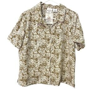 NEW TR Bentley L Tan Floral Button Down Short Sleeve Shirt Cottage Grandmacore